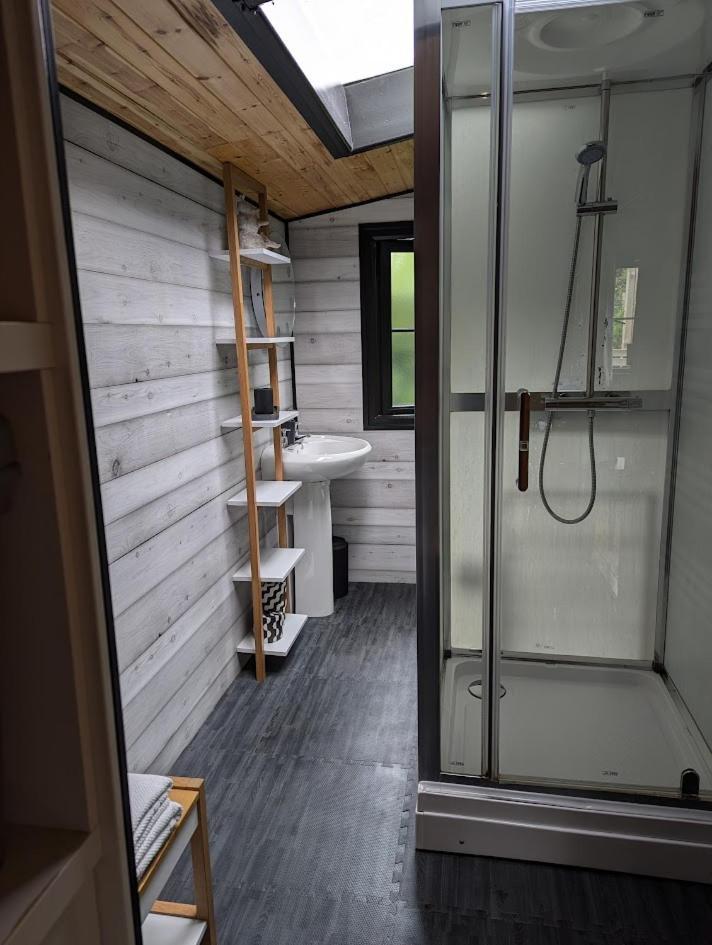 'Monktonmead Lodge' In Secluded Setting, With Private Indoor Pool. Райд Екстер'єр фото