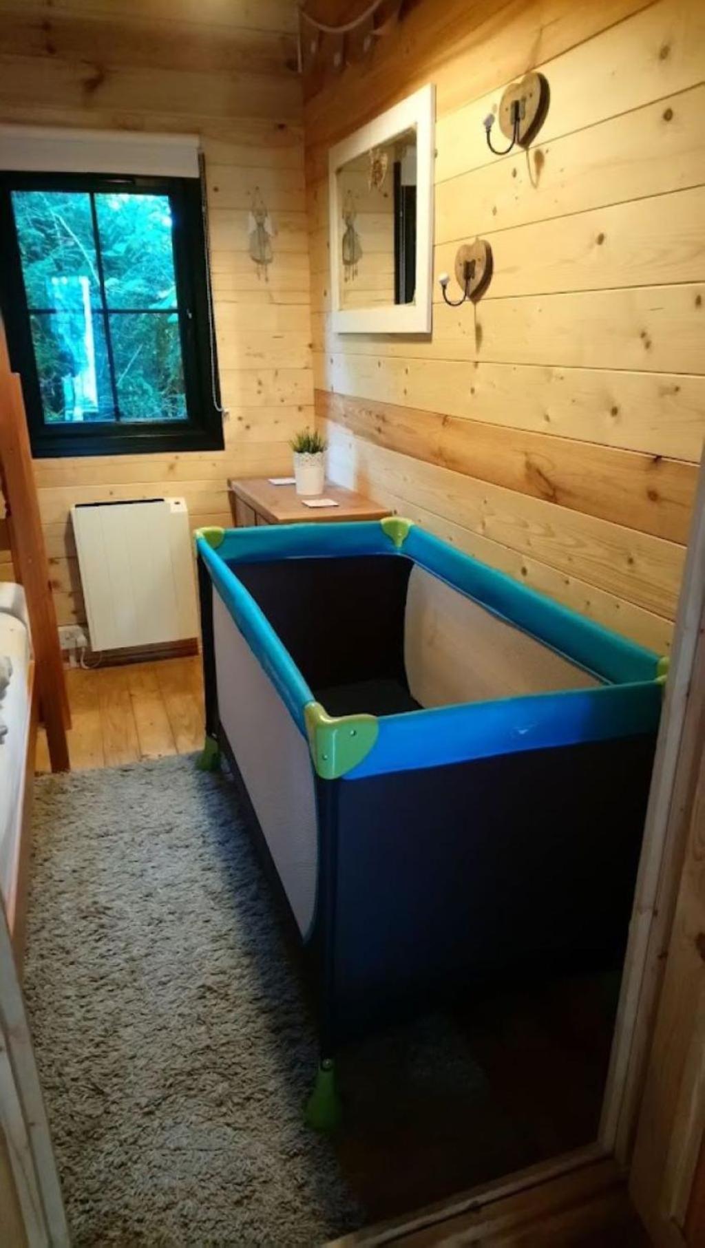 'Monktonmead Lodge' In Secluded Setting, With Private Indoor Pool. Райд Екстер'єр фото